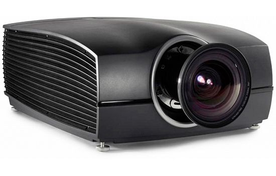 Компания Barco начала поставки на российский рынок лазерного проектора F90-W13